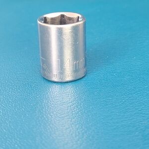 Craftsman  -G-43546  14mm Shallow Socket - 3/8" Drive, 6pt